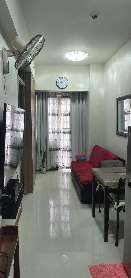 Schoenes Apartment Mit Pool-Nutzung مانيلا المظهر الخارجي الصورة