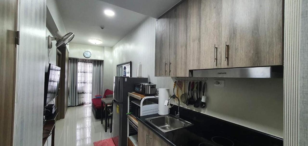 Schoenes Apartment Mit Pool-Nutzung مانيلا المظهر الخارجي الصورة