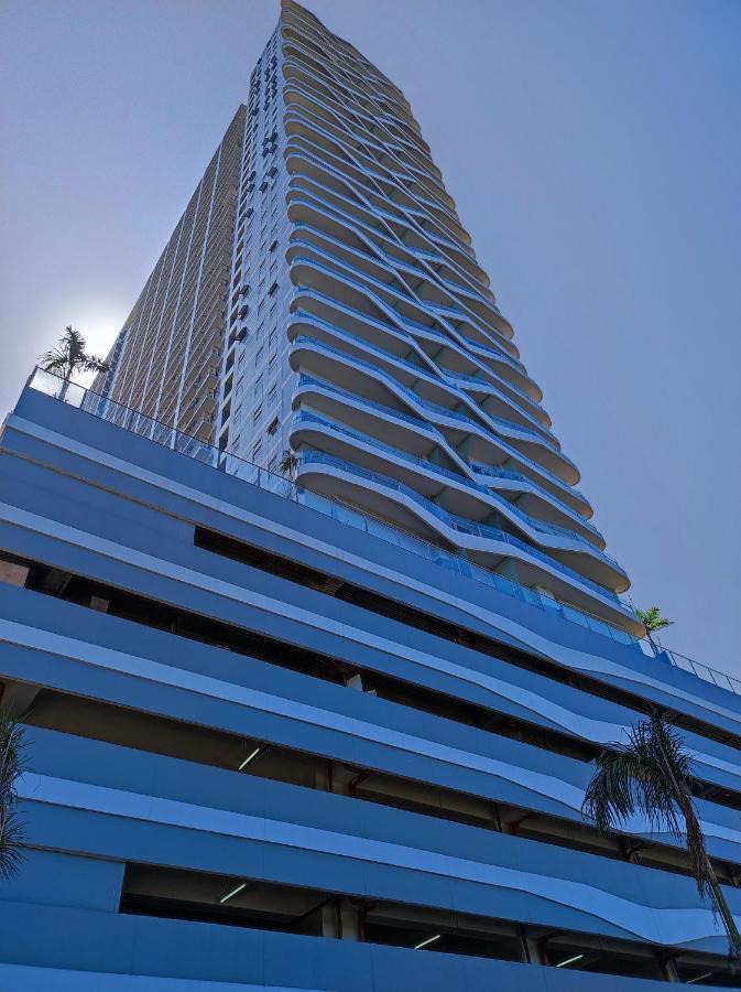 Schoenes Apartment Mit Pool-Nutzung مانيلا المظهر الخارجي الصورة