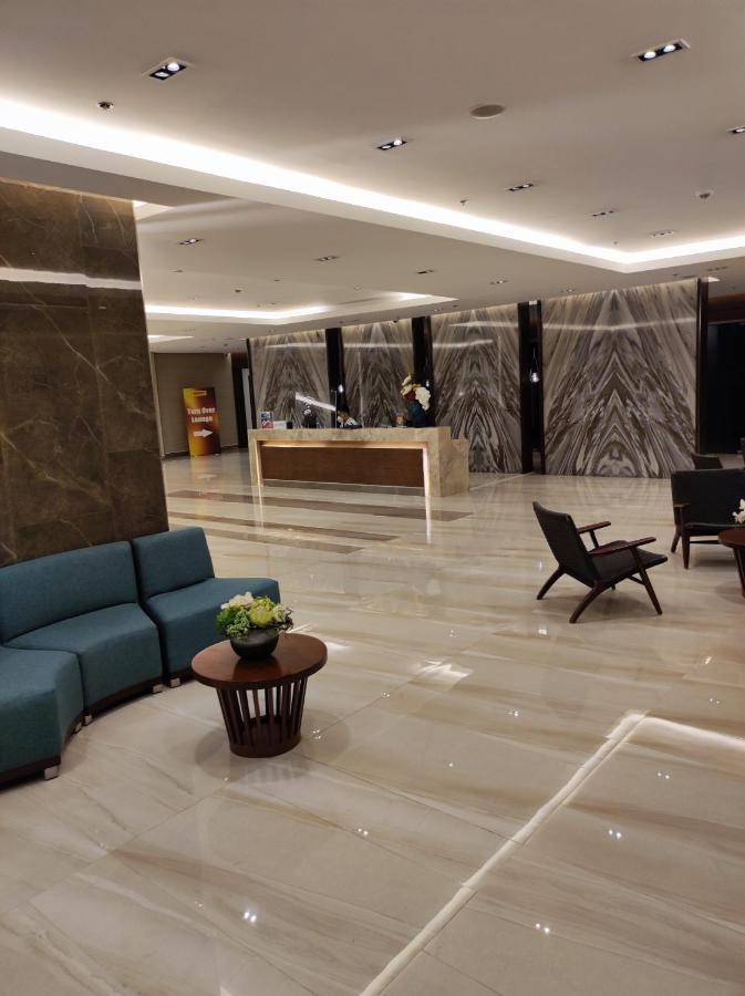Schoenes Apartment Mit Pool-Nutzung مانيلا المظهر الخارجي الصورة