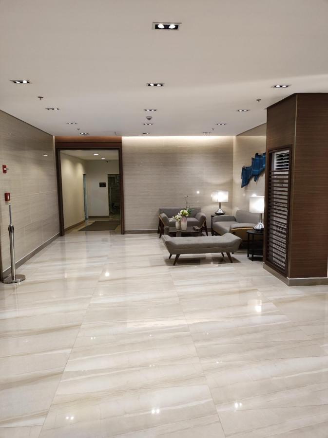 Schoenes Apartment Mit Pool-Nutzung مانيلا المظهر الخارجي الصورة