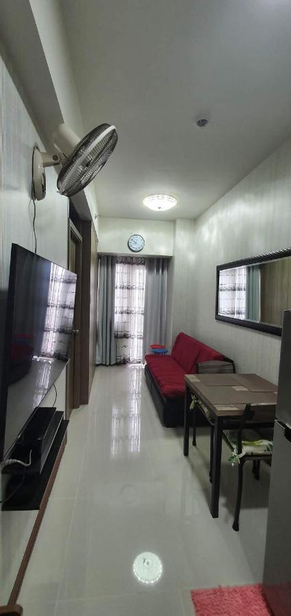Schoenes Apartment Mit Pool-Nutzung مانيلا المظهر الخارجي الصورة