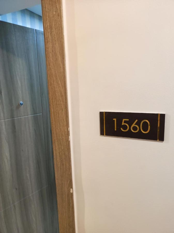 Schoenes Apartment Mit Pool-Nutzung مانيلا المظهر الخارجي الصورة