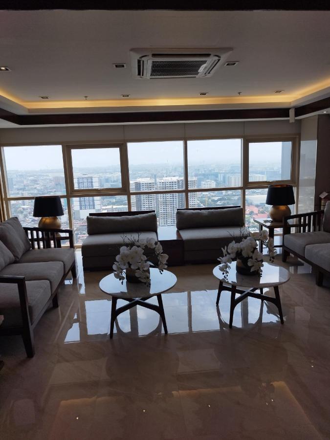 Schoenes Apartment Mit Pool-Nutzung مانيلا المظهر الخارجي الصورة